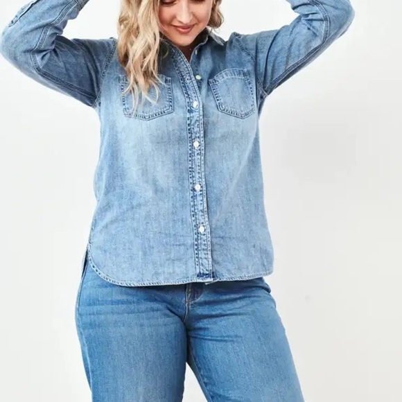 Quince Denim Shirt Women’s Size Small Distressed Blue Long Sleeve Button Down - Picture 5 of 14